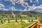 Tenderfoot Lodge is just a short walk to the Mountain House ski lifts